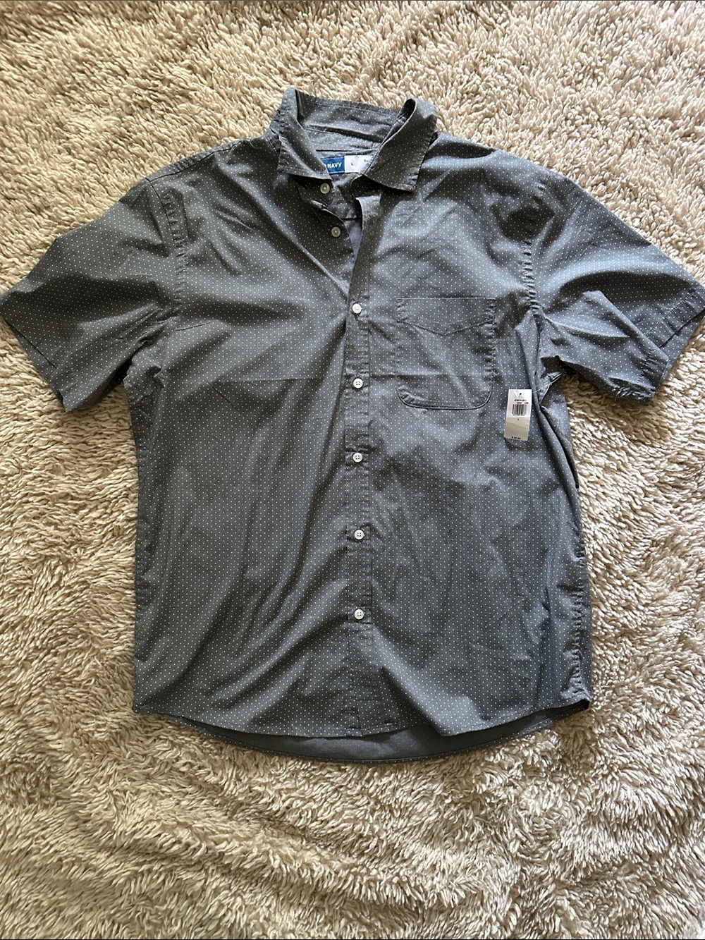 Old Navy Gray Short-Sleeve Button-Up with Micro Dot Print